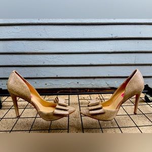 Betsy Johnson golden glitter pumps